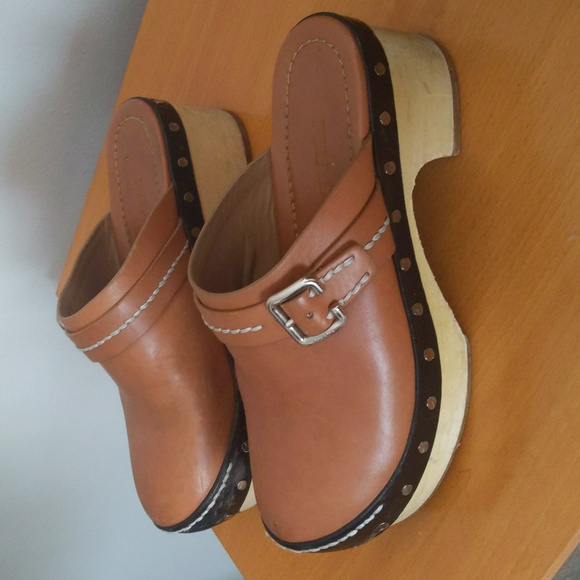 Prada shoes - Picture 3 of 10